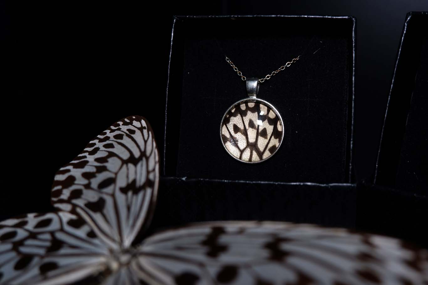 Paper Kite Necklace